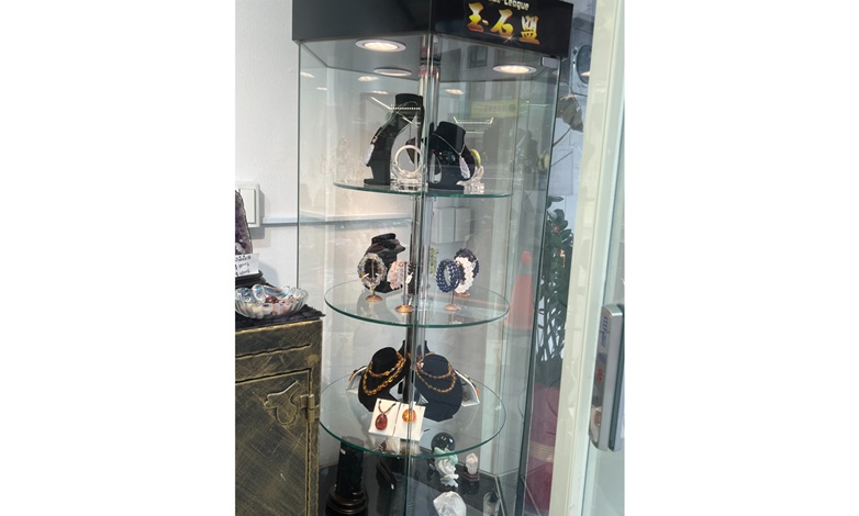 玉石盟 翡翠 水晶 半寶石 精品專賣店
