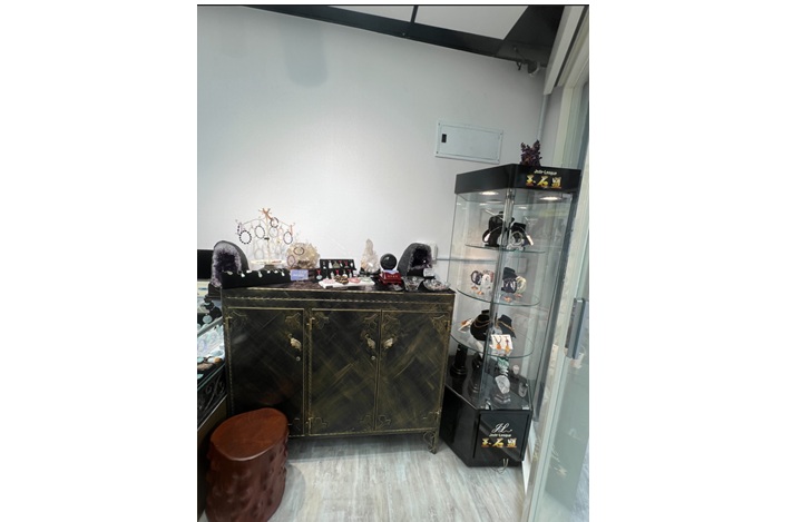 玉石盟 翡翠 水晶 半寶石 精品專賣店